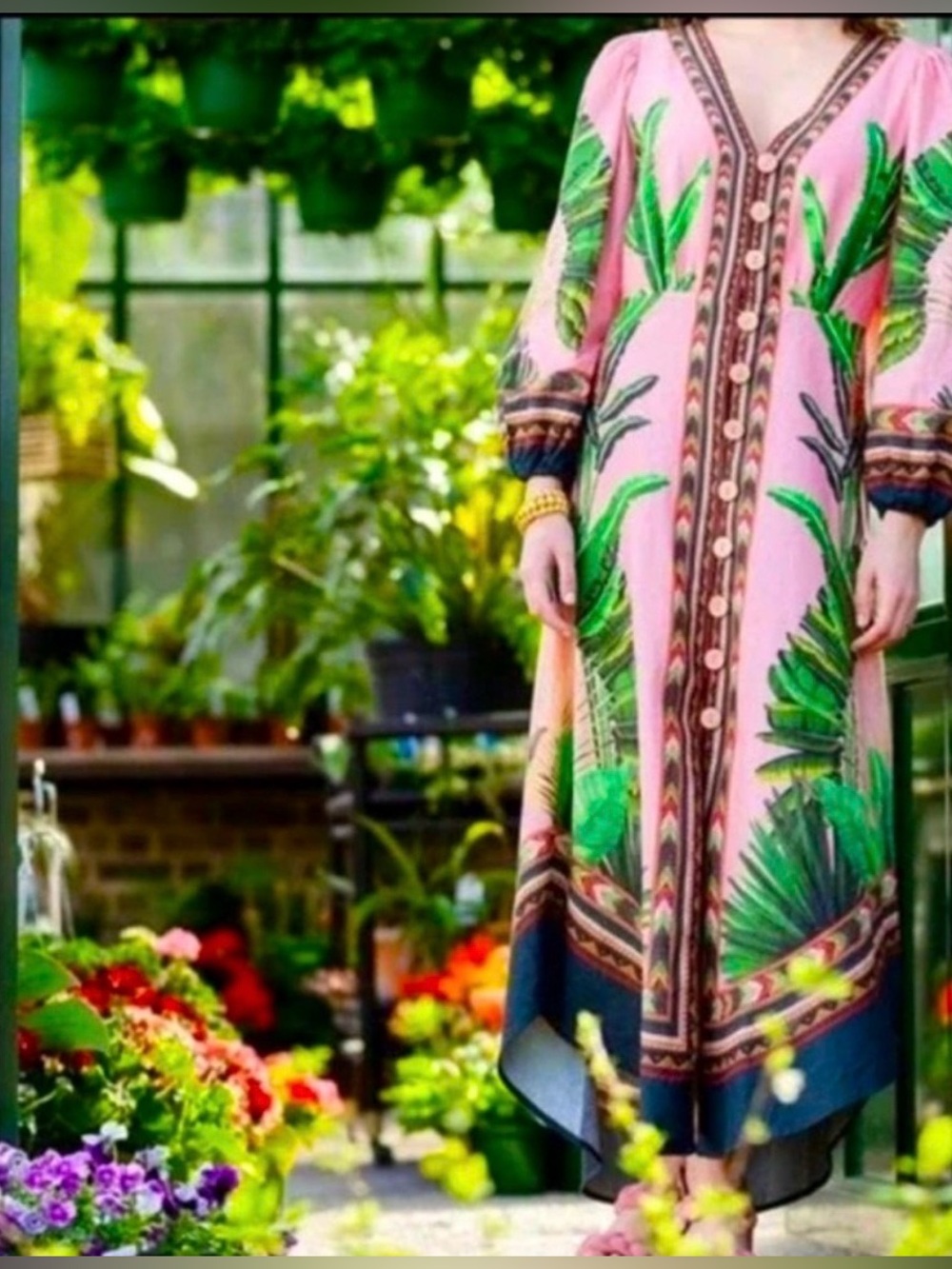 FARM RIO Amazonia Forest Linen-blend Midi
Dress In Green Light Pink Size Small - Picture 8 of 14